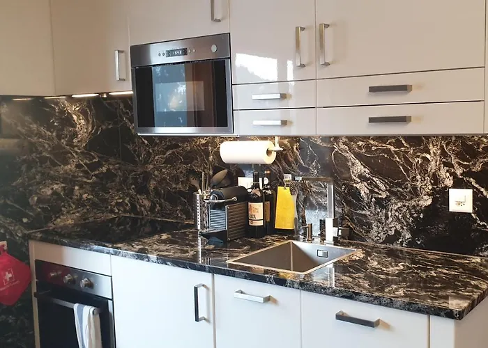 Premium Jacuzzi Studio, High Floor 韦尔比耶