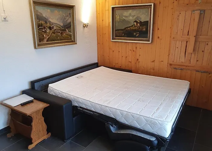 Premium Jacuzzi Studio, High Floor Apartman